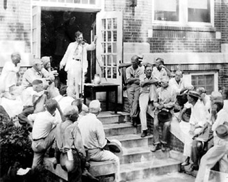 Huey Long speaking on the courthouse steps